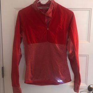 Small Nike half zip!✔️✔️